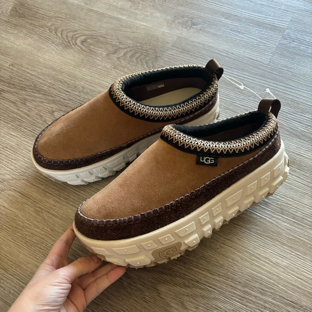 Men’s UGG Venture Daze Slip-Ons